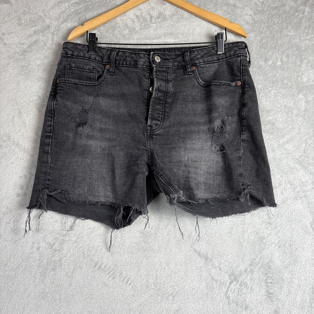 Old Navy Womens Black High Rise OG Straight Distressed Denim Shorts‎ Size 14 Mom